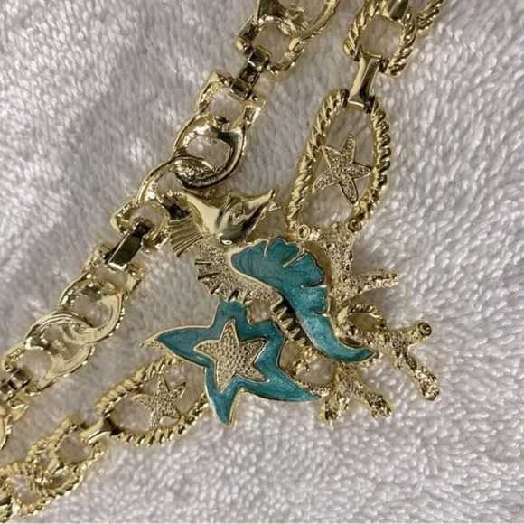 Vintage Gold Tone With  Turquoise Seahorse Earrings And Necklace Set - Picture 9 of 15